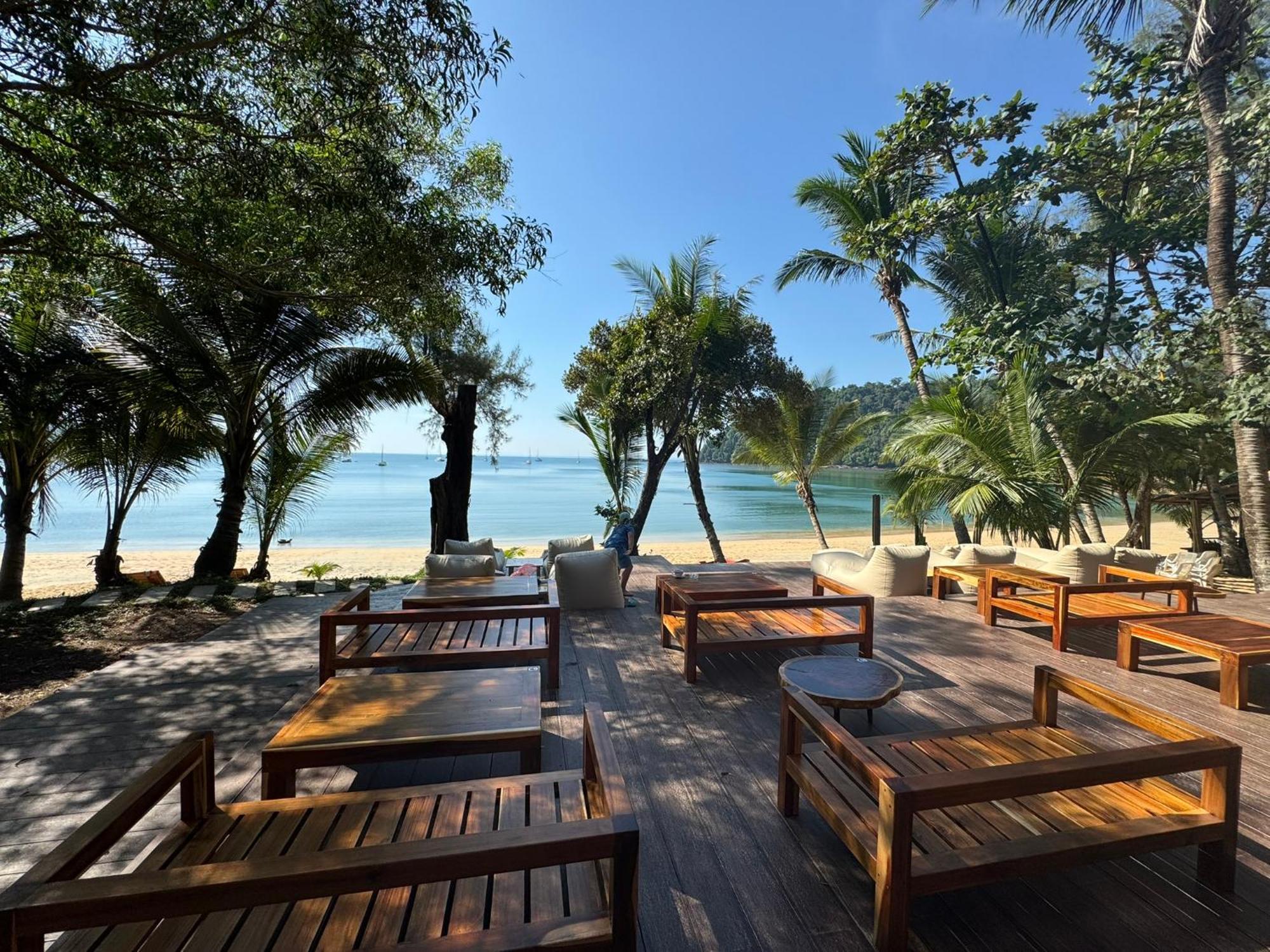 Sunny Cove Beach Resort Koh Phayam Ranong Exterior photo